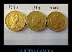 Enlace a El tiempo pasa para la reina también