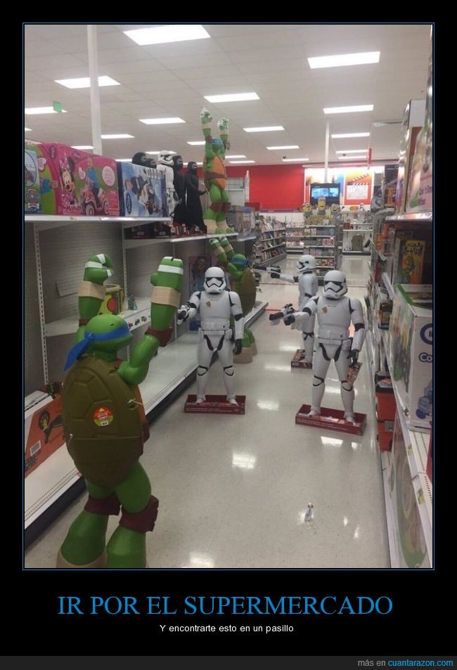 supermercado,tortugas ninja,juguetes,stormtroopers,muñecos,arrestar,hay un kylo ren al fondo marcándose un anal fisting