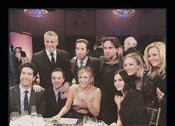 Enlace a Mis dos series favoritas juntas en una foto 