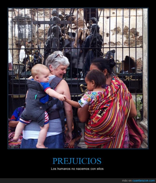 no al racismo,indígena,diversidad,Guatemala,bebés,saludo,estadounidense,guatemalteco,dar la mano,fotografía,Luis Echeverría,igualdad
