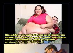 Enlace a Mujer obesa no parará de comer hasta dejar de moverse