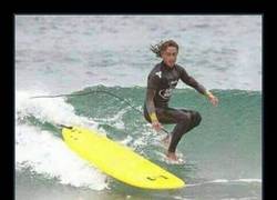Enlace a Surfer cristiano