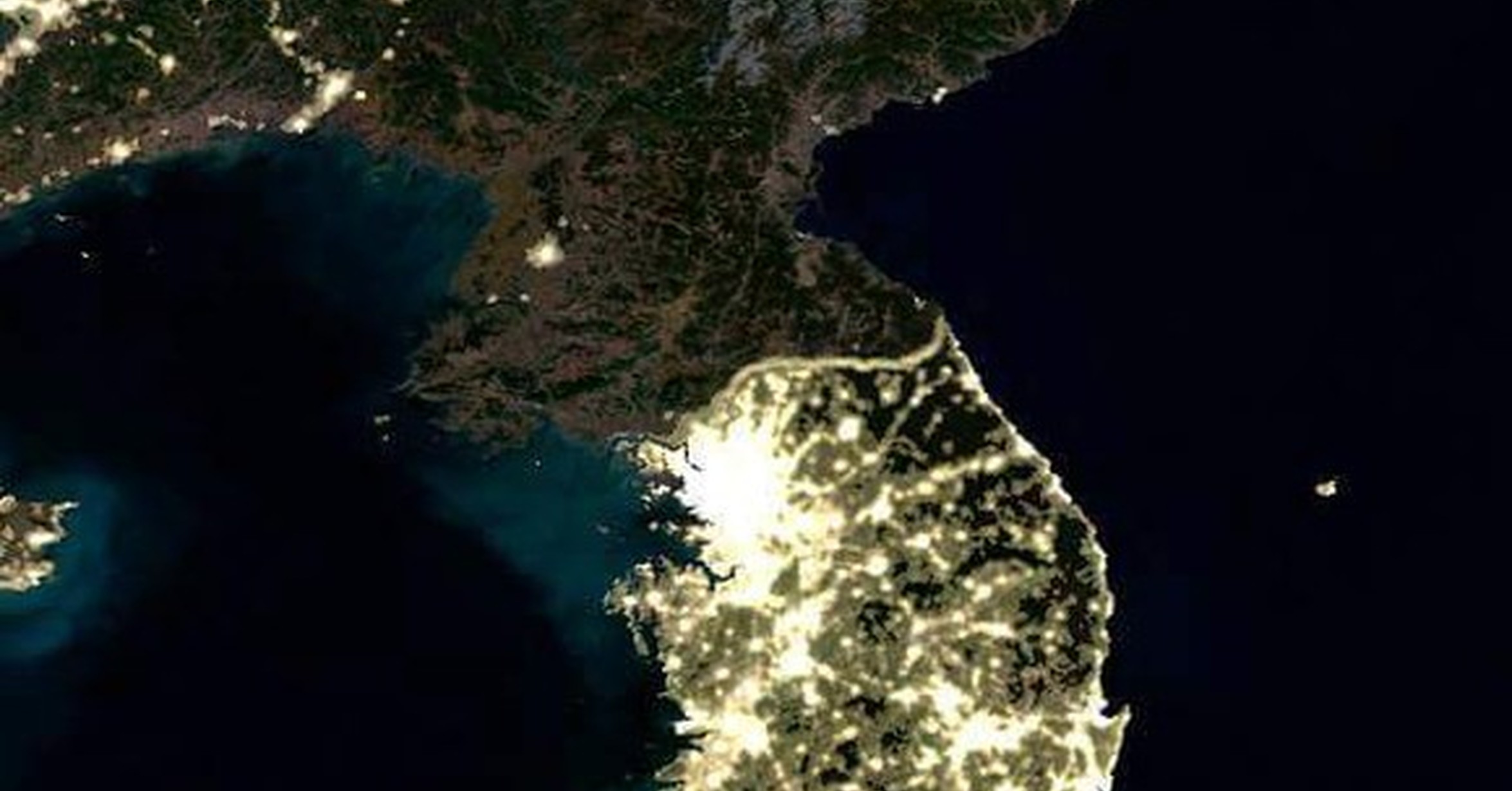 фото корея ночью из космоса