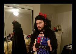 Enlace a JON SNOW WHITE