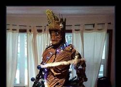 Enlace a El árbol de Navidad más malrollero de la historia