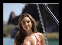 Enlace a Kelly Brook aún tiene el 