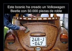 Enlace a Volkswagen Beetle de madera de roble