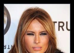 Enlace a Pobre mujer