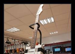 Enlace a Guitarra + Nintendo NES