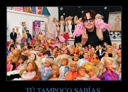 Enlace a Johnny Depp y sus barbies