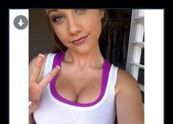 Enlace a Chica en Tinder ofrece 