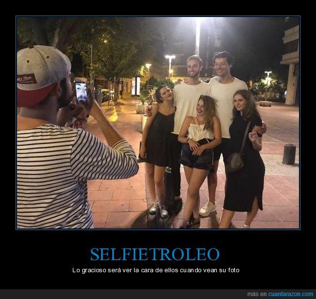 selfie,foto en grupo