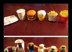 Enlace a Los mejores juguetes del Happy Meal de toda la historia