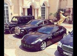 Enlace a Estos NI-NIS de Dubai dan mucha rabia por la vida que llevan sin dar un palo al agua 