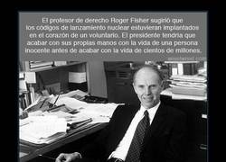 Enlace a El curioso plan de Roger Fisher para evitar un ataque nuclear