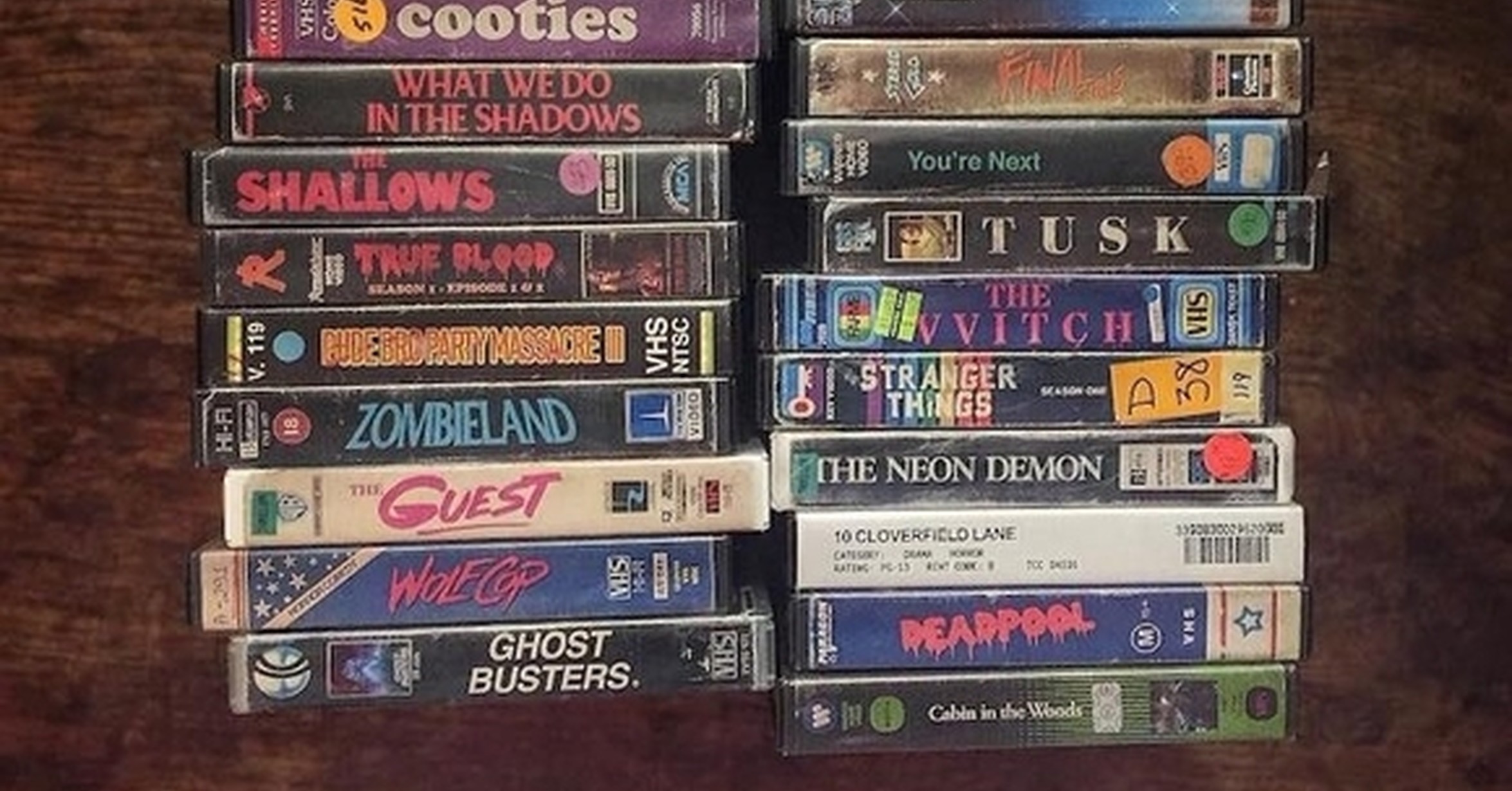 Видеосервис. Реклама на VHS от видеосервис Эвелин. Next сериал VHS. Четыре кассеты по Стивену Кингу видеосервис.