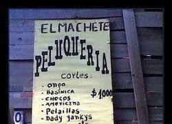 Enlace a No me cortaría el pelo ahí...