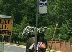 Enlace a Aquí, esperando el bus...