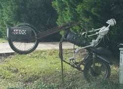 Enlace a El buzón de un motero