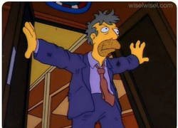 Enlace a Yo volviendo hoy al trabajo. Vía @wiselwisel