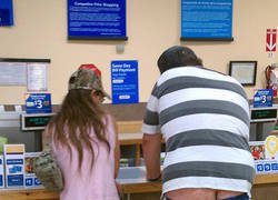 Enlace a Mientras tanto, en un Walmart cualquiera...