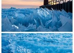 Enlace a La superficie del lago Michigan se rompe en millones de trozos de hielo y el resultado es surrealista