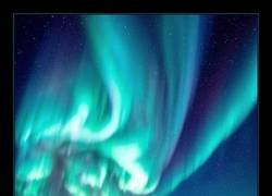 Enlace a Aurora canadiense