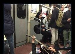 Enlace a El cantautor perezoso