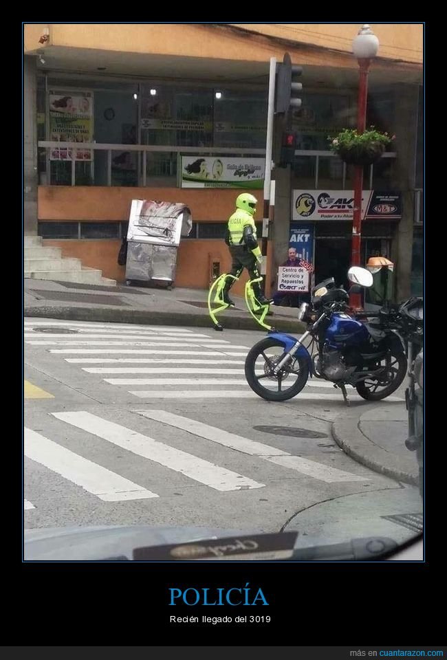 policía,zancos,wtf