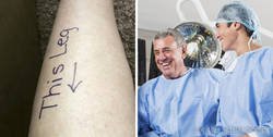 Enlace a Los médicos tuvieron que retrasar la operación de este hombre porque tenían que recuperarse de las risas tras encontrar todos los dibujos que se hizo en el cuerpo