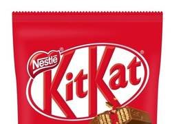 Enlace a KitKat Japón cambia los envoltorios de plástico por otros de papel con los que hacer origami