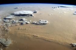 Enlace a El Sahara desde el espacio