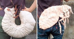 Enlace a Este artista japonés crea bolsos y accesorios en forma de bichos y otras criaturas, y su aspecto es muy real