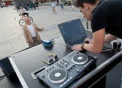 Enlace a Es viernes y este abuelo lo sabe