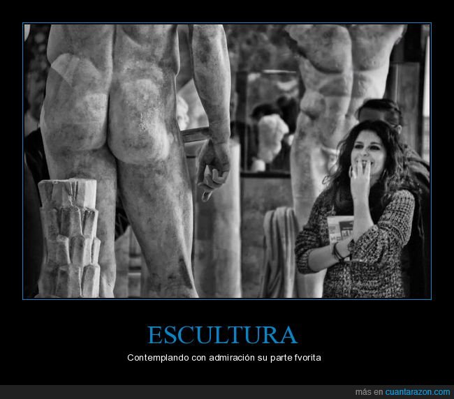 escultura,mirando