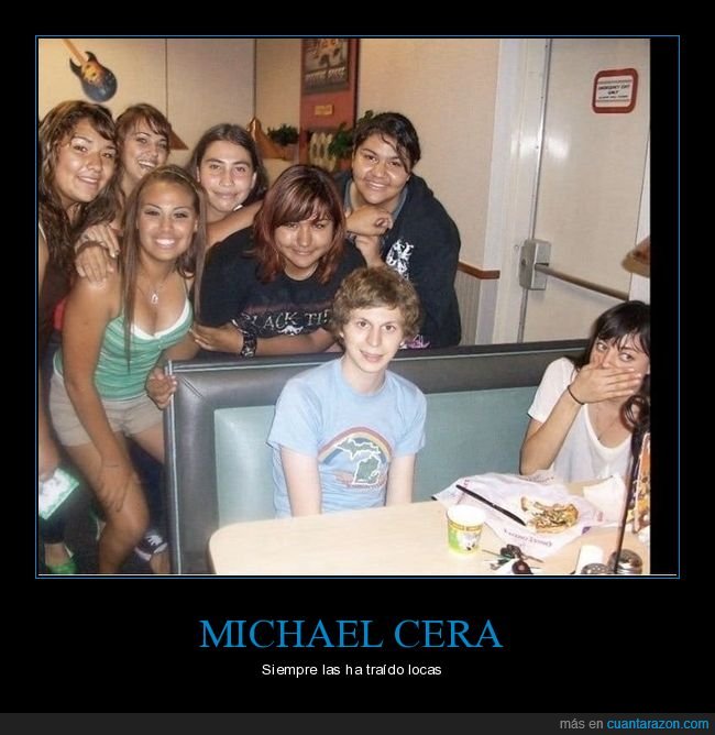 michael cera,chicas