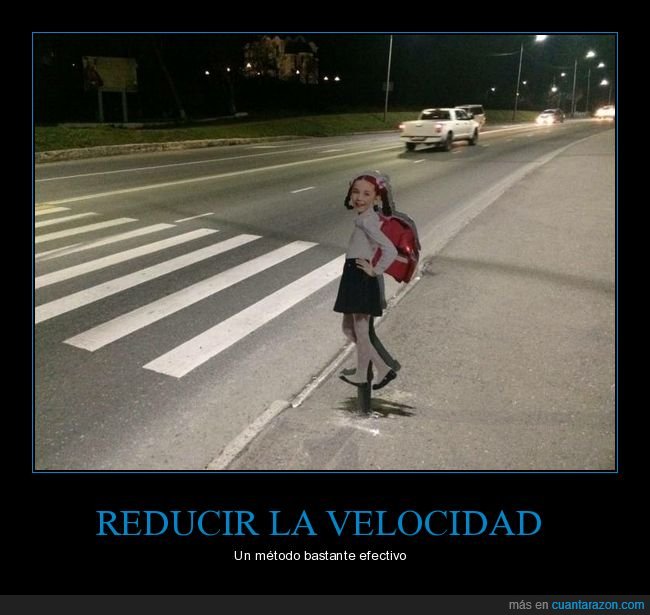 paso de cebra,colegiala,velocidad