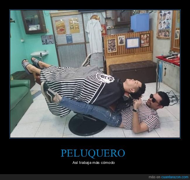 peluquero,cortando el pelo,postura