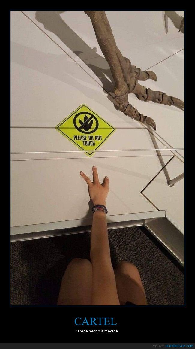 cartel,no tocar,mano,tres dedos