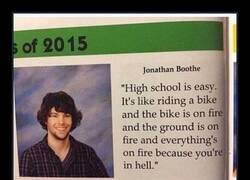 Enlace a Poner esto en tu foto de anuario es de crack