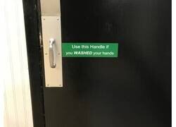 Enlace a Héroes del coronavirus que ayudan a otros en medio de la crisis