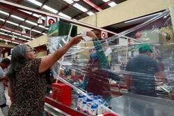 Enlace a Mucho plástico pero pocos guantes...