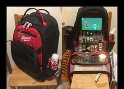 Enlace a Un bar en una mochila