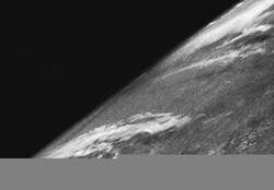 Enlace a La foto más antigua de la Tierra desde el espacio