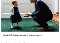 Enlace a Niños a los que no les interesa tu boda elegante, retratados por fotógrafos de bodas