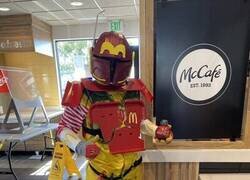 Enlace a Fan de Star Wars y McDonald's