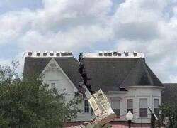 Enlace a Casa dividida