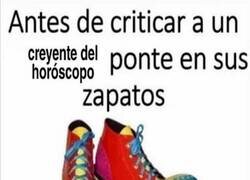Enlace a En sus zapatos