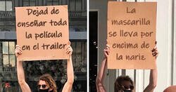 Enlace a Este hombre sigue protestando contra molestas cosas cotidianas con divertidos carteles 
