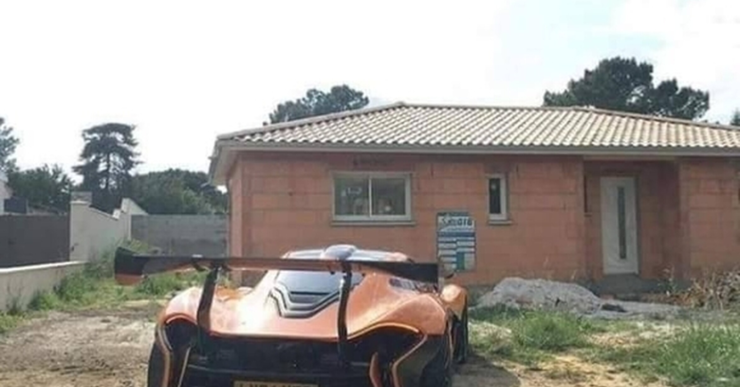 ¡Cuánta razón! / Sospechoso...